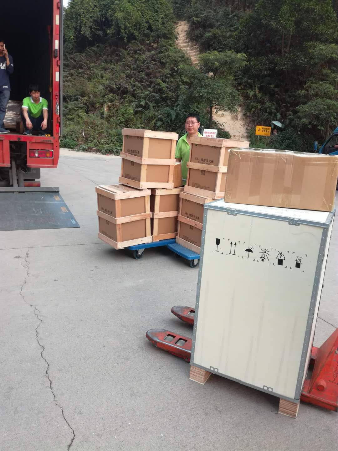 ���F�����O��